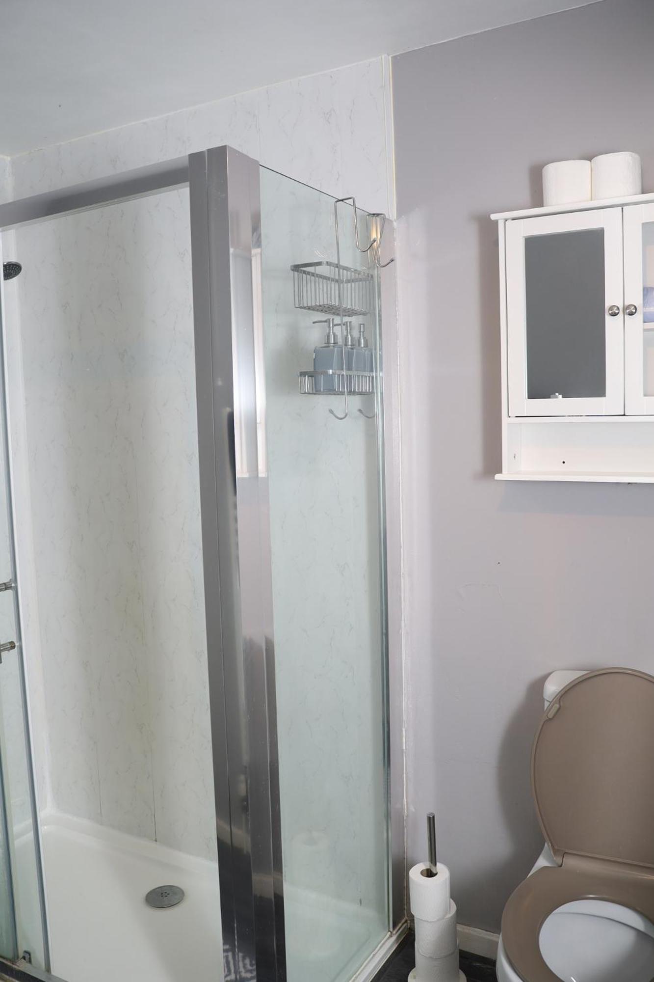 Superb 3 Bedroom Flat In Stafford Buitenkant foto
