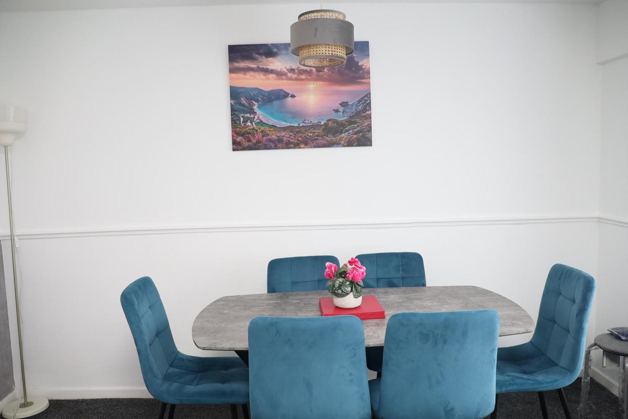 Superb 3 Bedroom Flat In Stafford Buitenkant foto